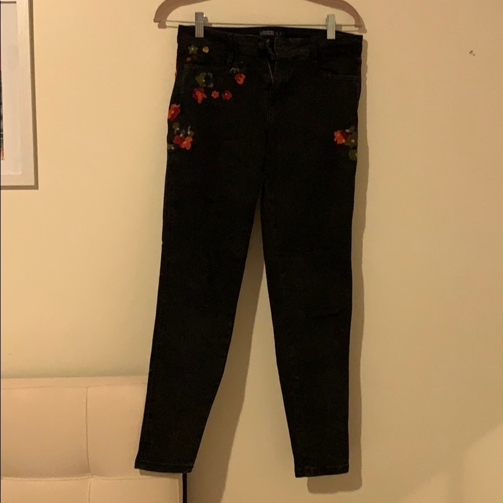 Zara Black Skinny jean